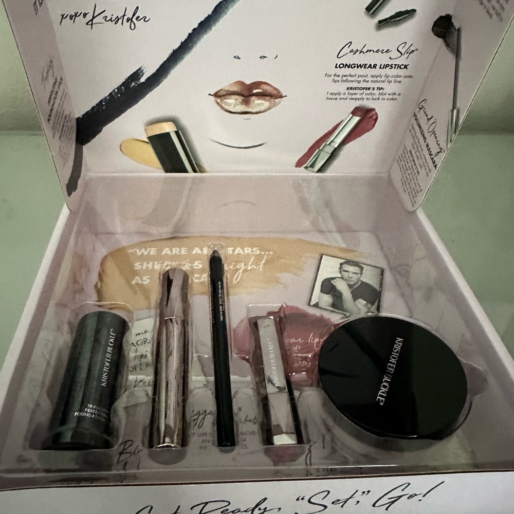 Cashmere Slip Longwear Lipstick Set - Pink and Black